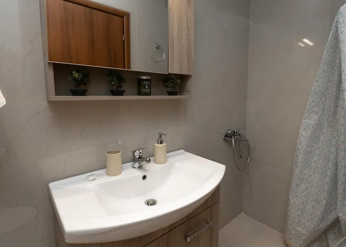 Le Alex, Bright & Modern Escape Near Citycenter * Saloniki