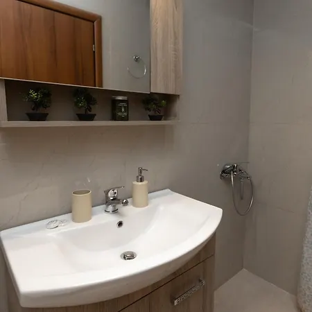 Le Alex, Bright & Modern Escape Near Citycenter * Thessaloniki